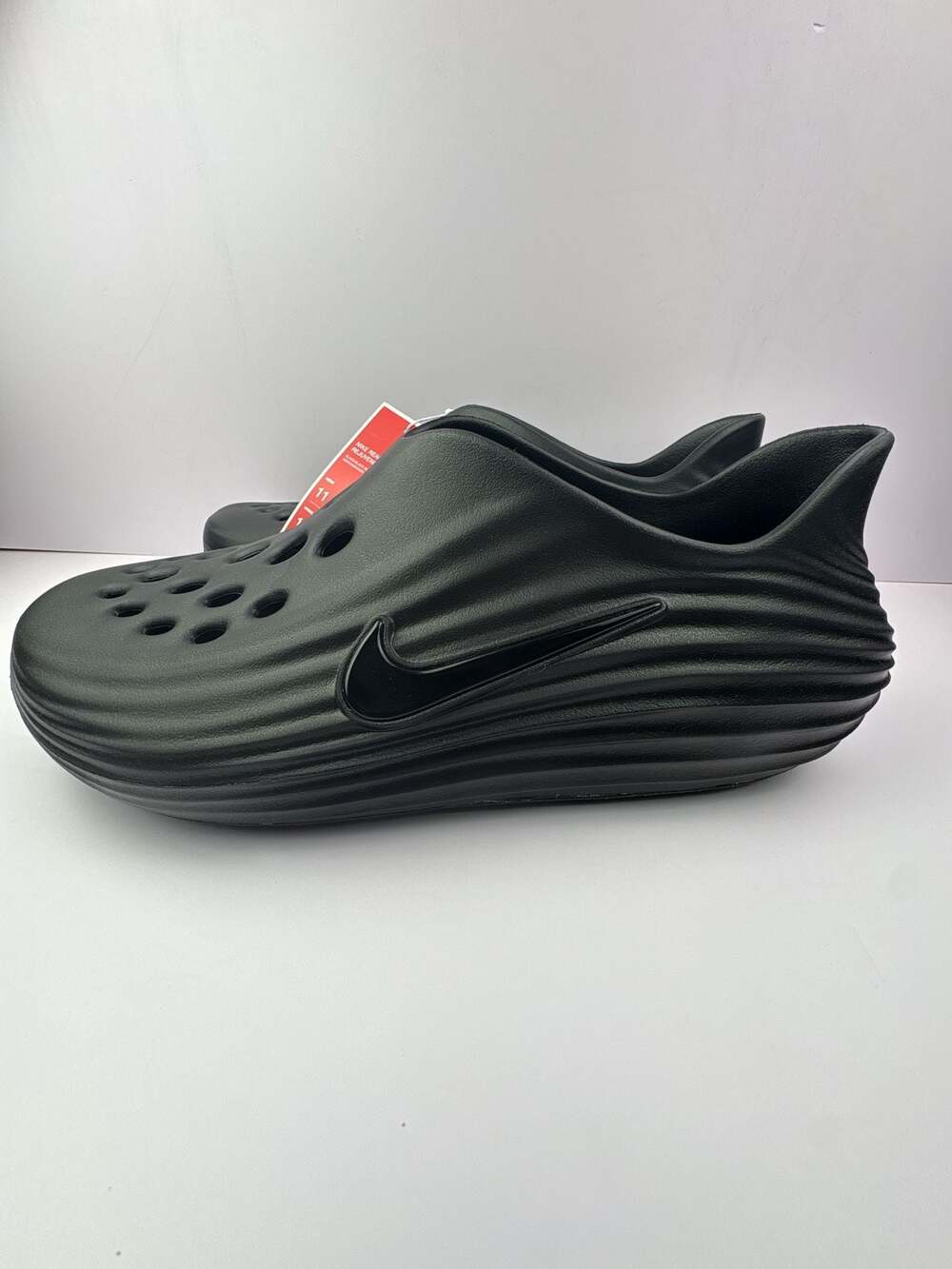Nike Reactx Rejuven8 Black Size 11 men/12 women - Picture 1 of 7